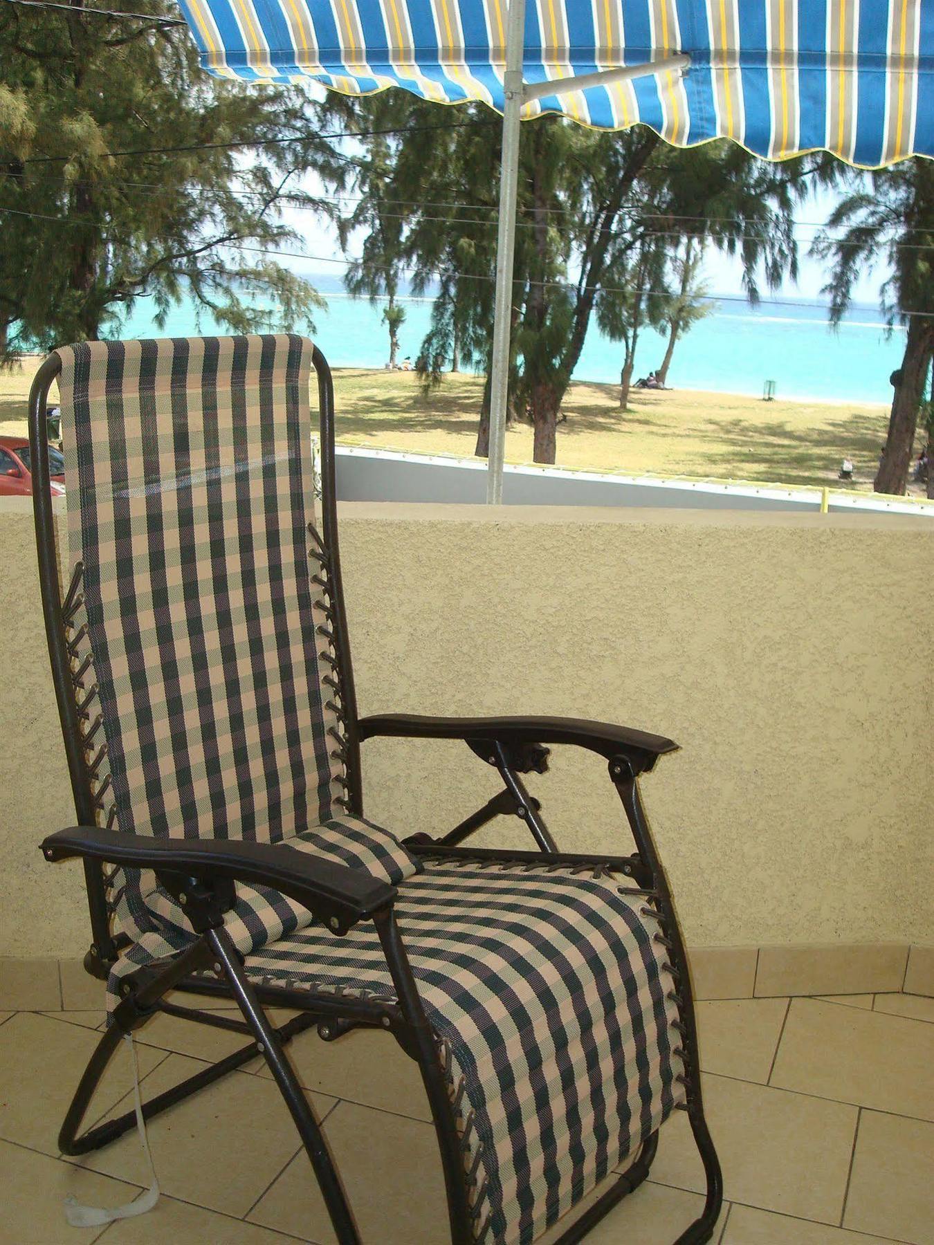 Chez Pepe Apartments Flic en Flac Exterior foto