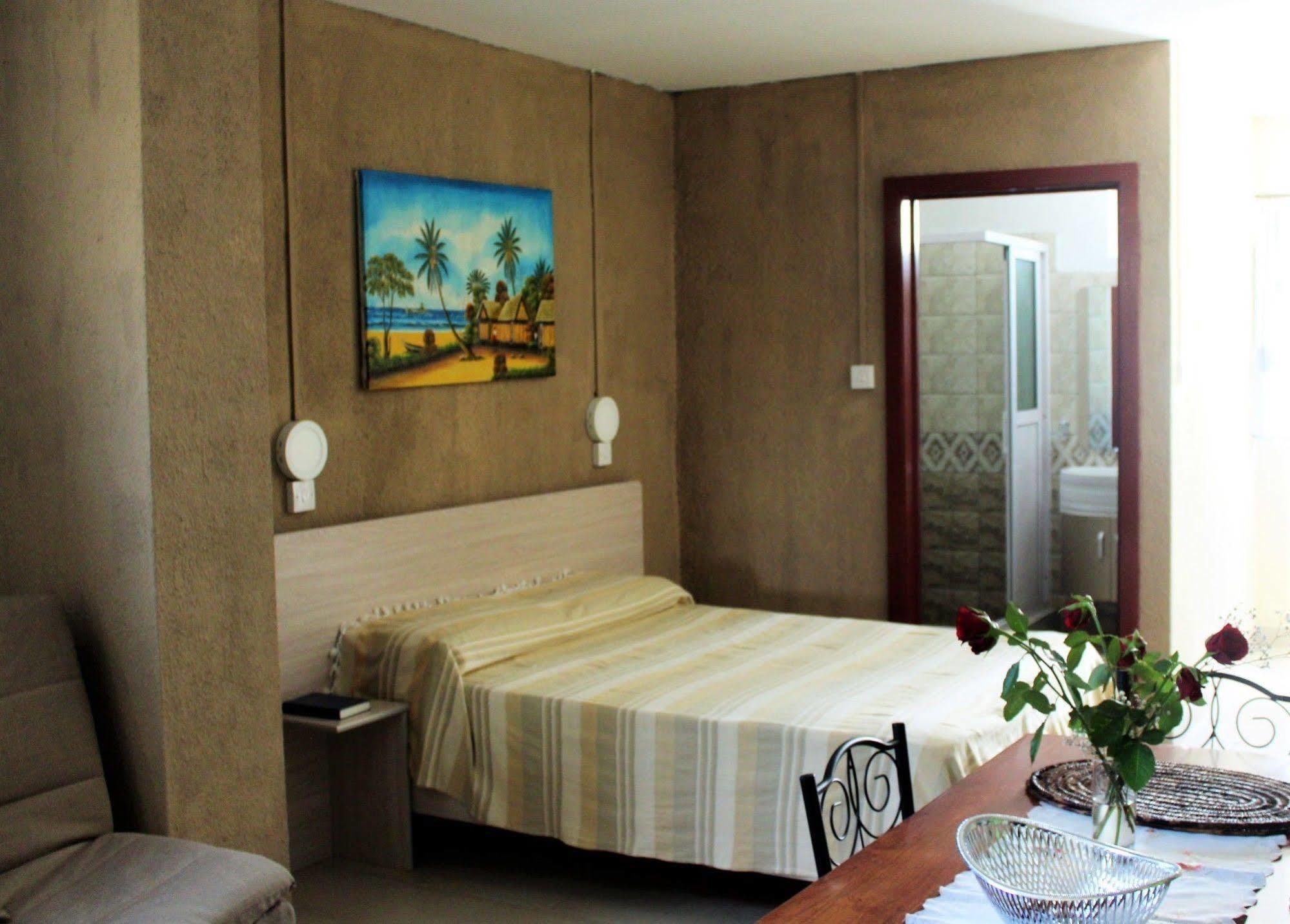 Chez Pepe Apartments Flic en Flac Exterior foto